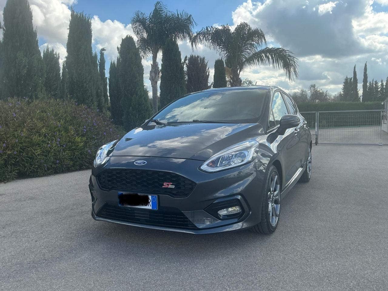 FORD FIESTA 1.5 TDCI ST LINE 85 CV 2018 GARANZIA 12 MESI