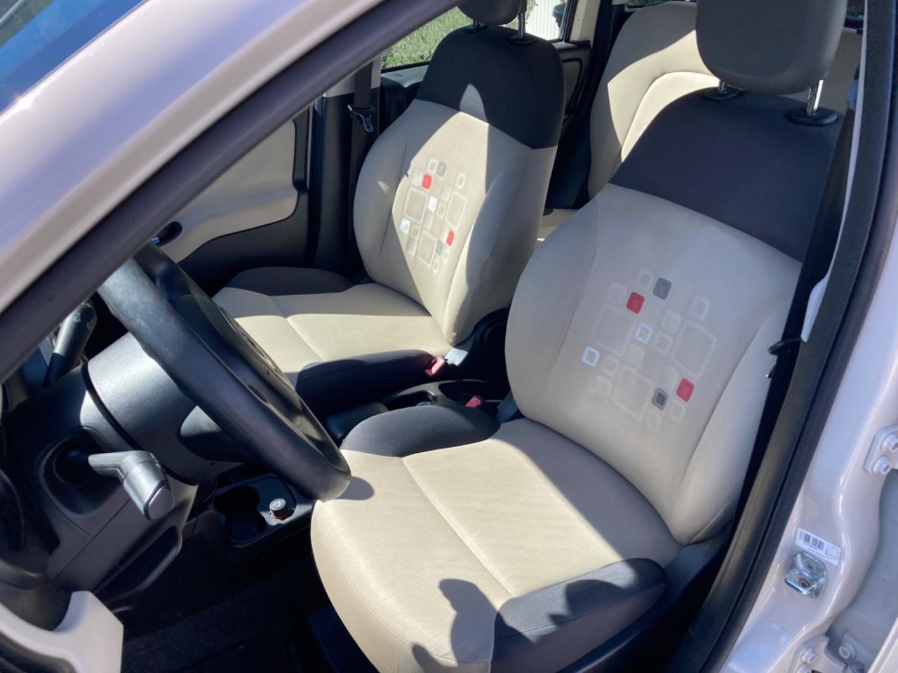 FIAT PANDA 1.2 BENZINA 5 PORTE