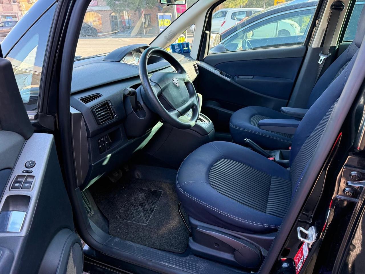 Lancia MUSA 1.4 16V Poltrona Frau