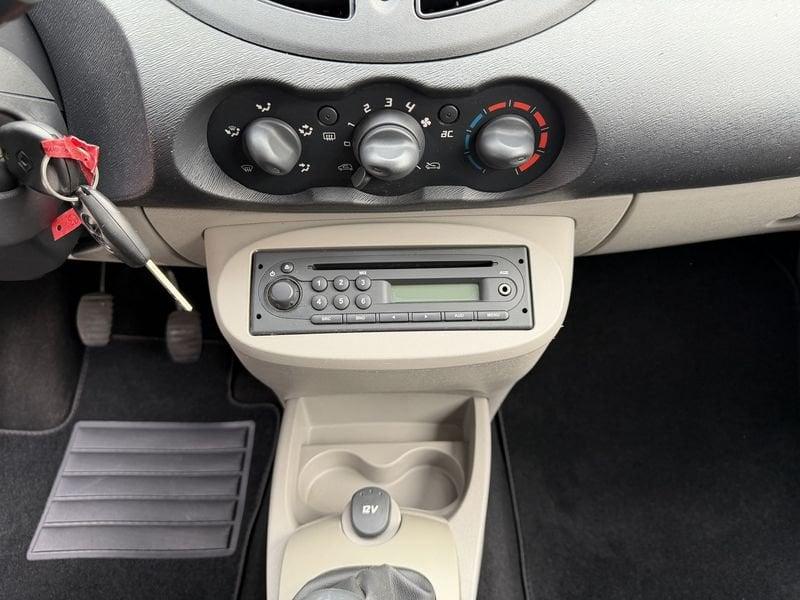 Renault Twingo Twingo 1.2 Dynamique 60cv IDONEA NEOPATENTATI KM REALI !!!