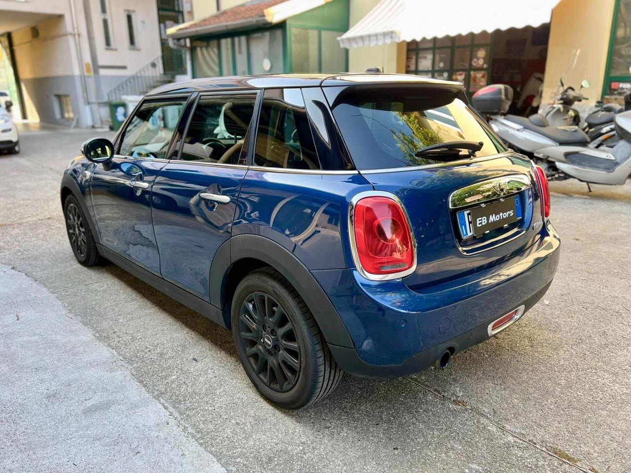 Mini Cooper 5 porte 1.5 Boost