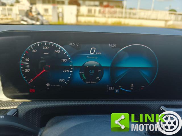 MERCEDES-BENZ CLA 200 d Automatic Shooting Brake Premium Amg