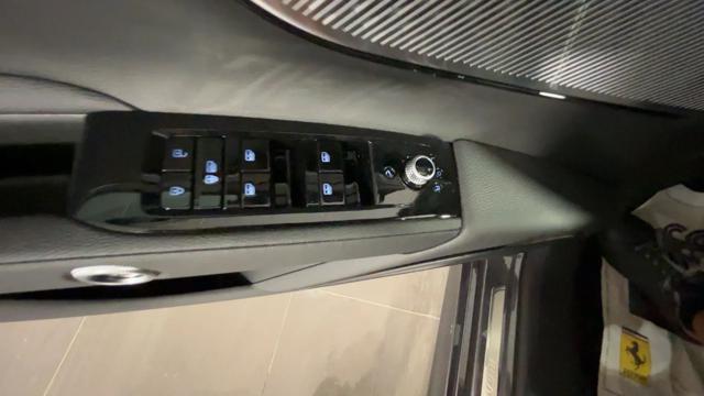 MASERATI Grecale MHEV 250 CV AWD