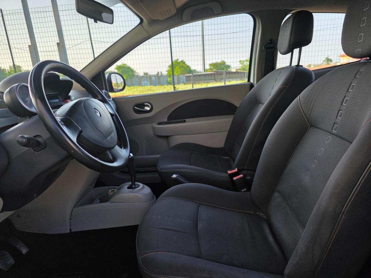 Renault Twingo 1.2 Dynamique 75cv quickshift