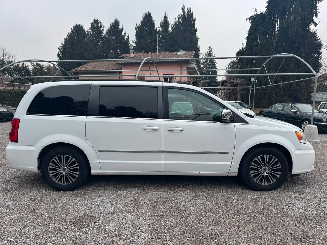 Lancia Voyager 2.8 Turbodiesel S 177 CV