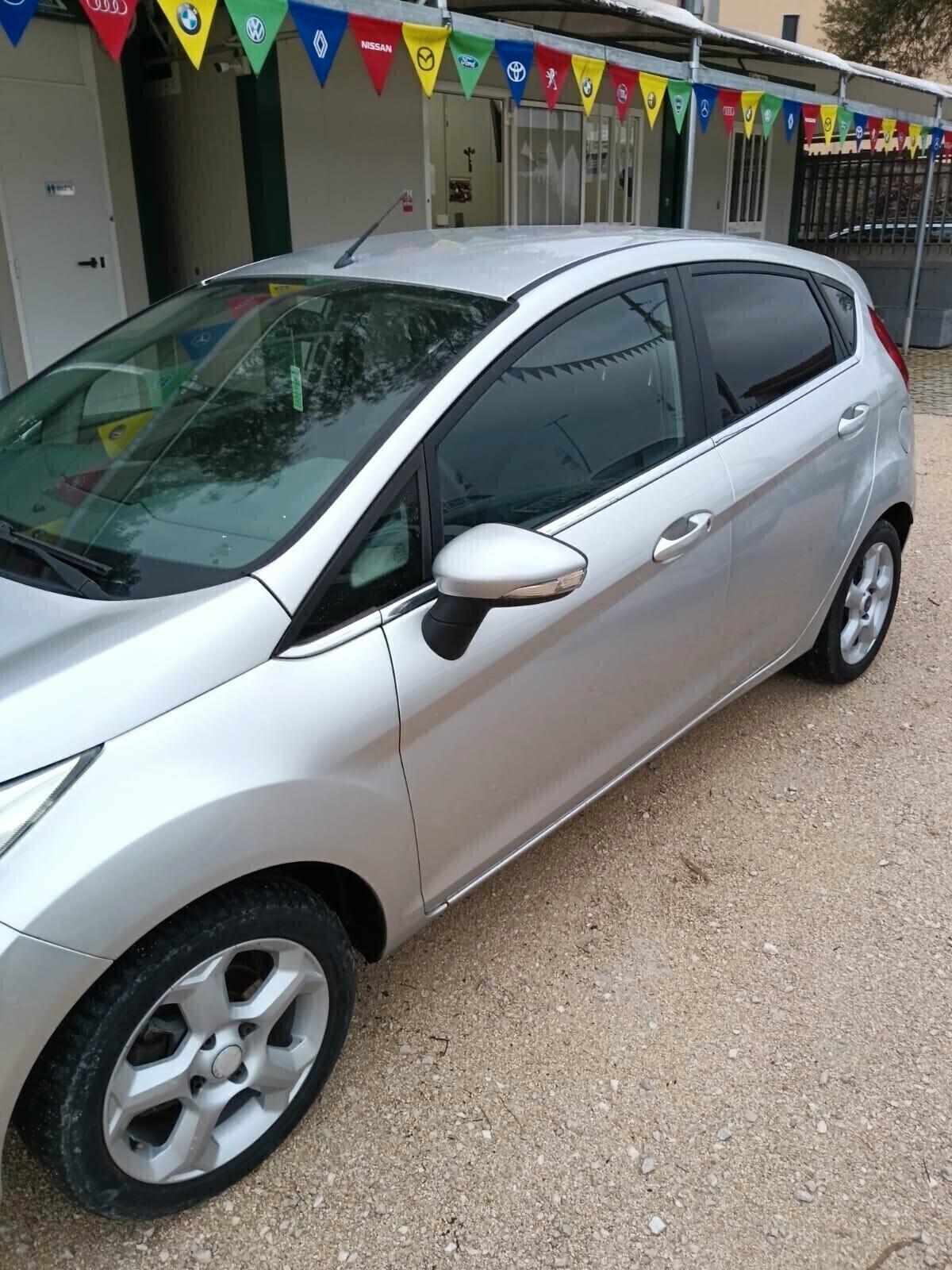 Ford Fiesta 1.2 82 CV 5 porte Titanium