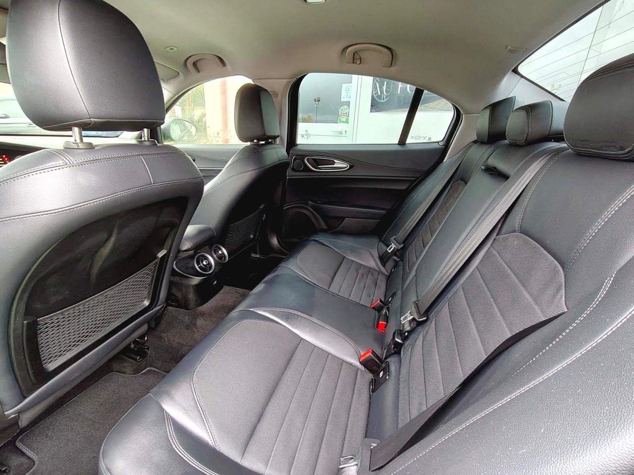 Alfa Romeo Giulia 2.2 Turbodiesel 150 CV AT8 Super - 2017