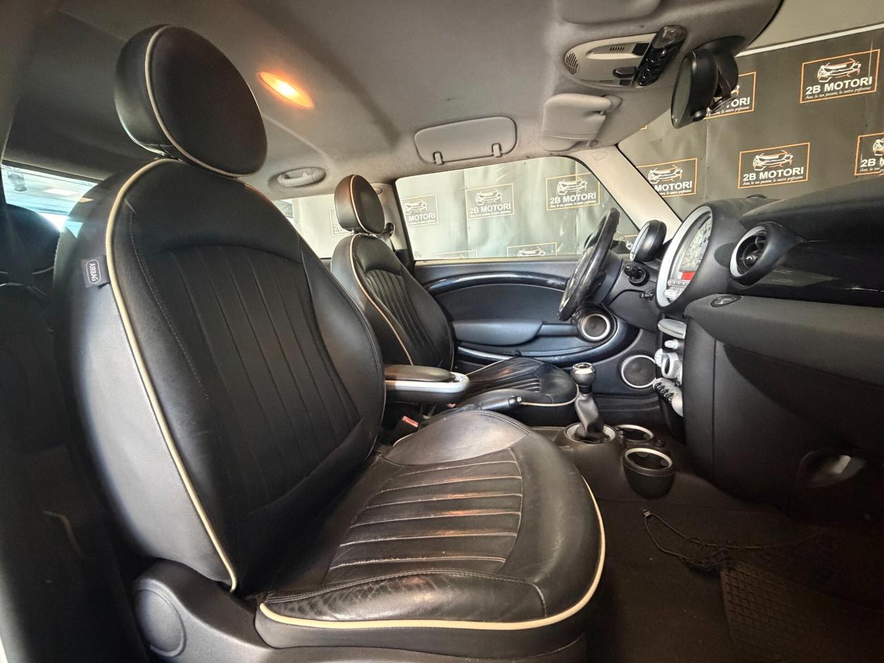 Mini 1.6 16V Cooper D 50 Mayfair