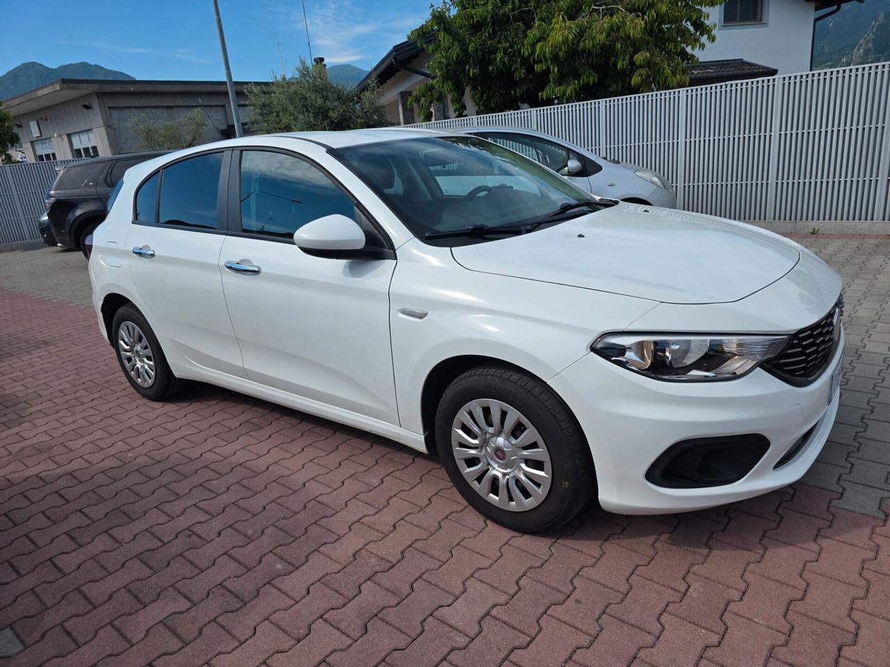 Fiat Tipo 1.4 5 porte perfette è garantita 12 mesi