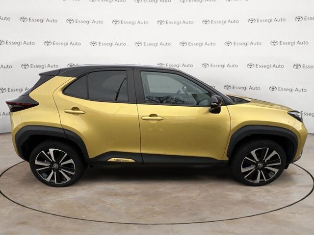 TOYOTA Yaris Cross 1.5 Hybrid 5p. E-CVT AWD-i Premiere