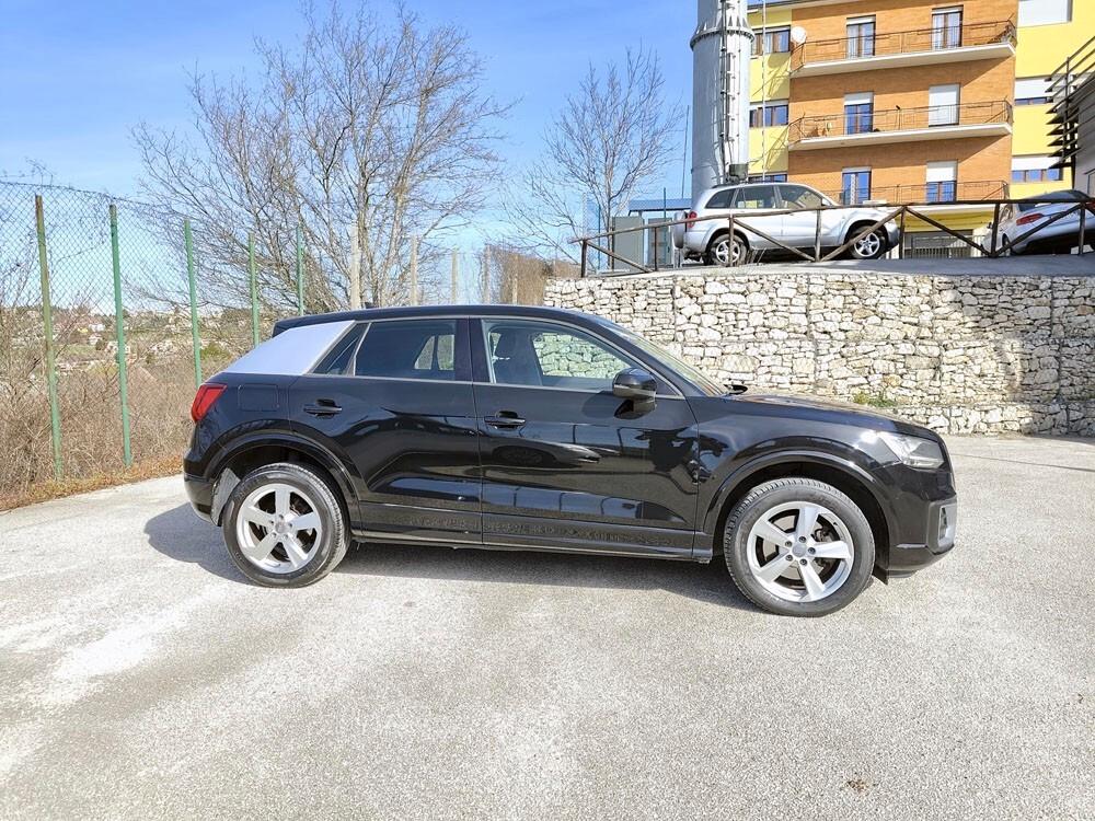 Audi Q2 1.6 TDI Design Virtual Cockpit, LED, Navi, KM Certificati!