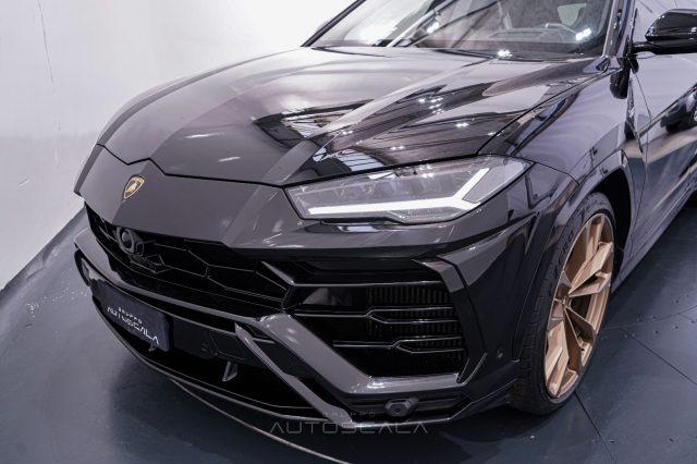 LAMBORGHINI Urus 4.0 650cv