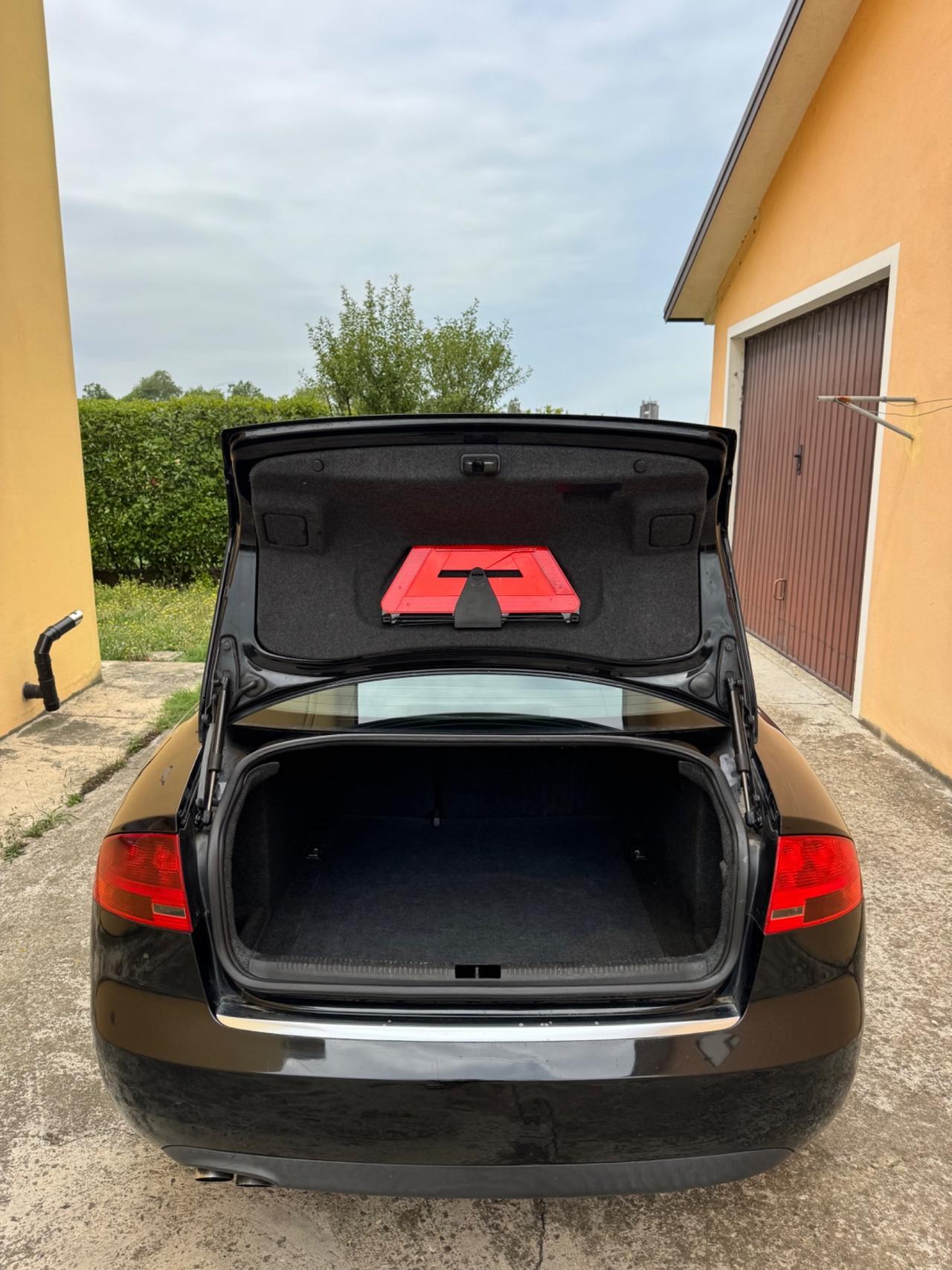 Audi A4 1.9 TDI/130 CV cat