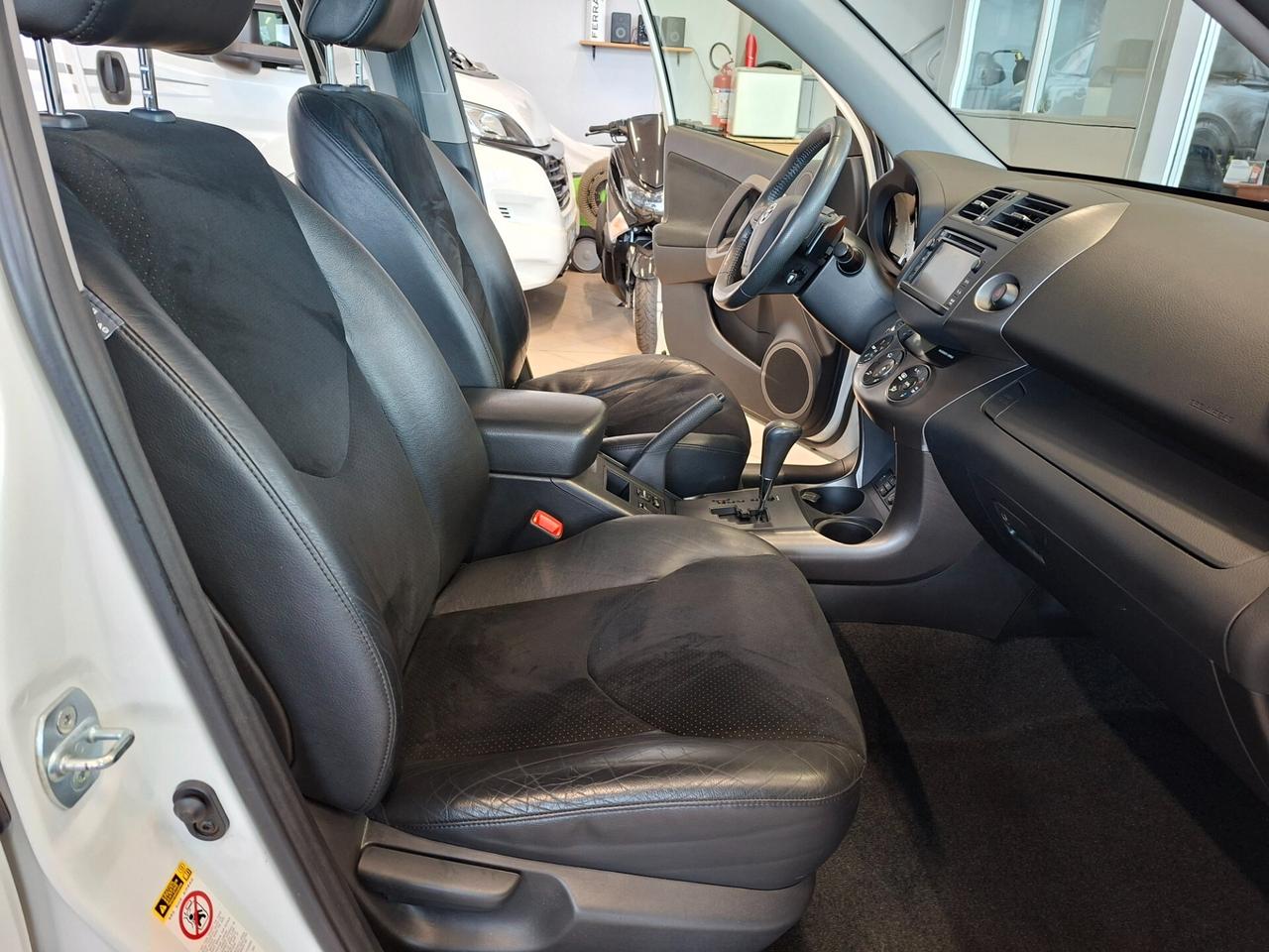 Toyota RAV 4 RAV4 Crossover 2.2 D-Cat A/T 150 CV Style 79000KM