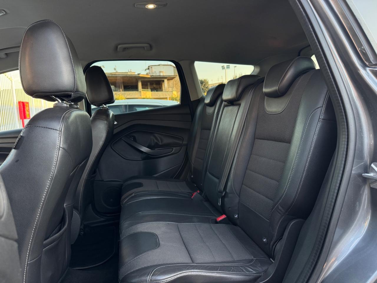 Ford Kuga 2.0 TDCI 163 CV 4WD Titanium NAVI RETROCAMERA