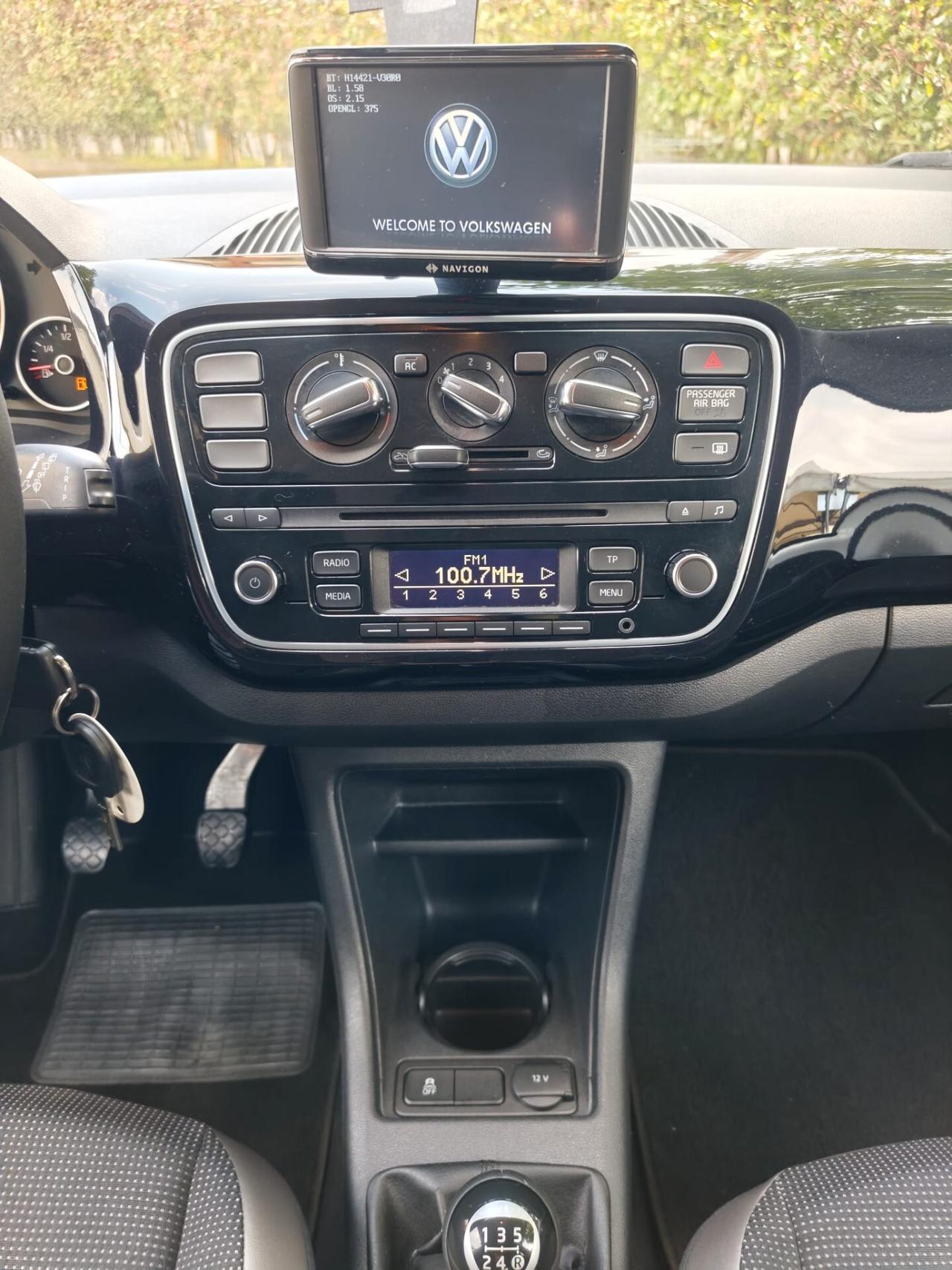Volkswagen up! 1.0 75 CV 5p. high