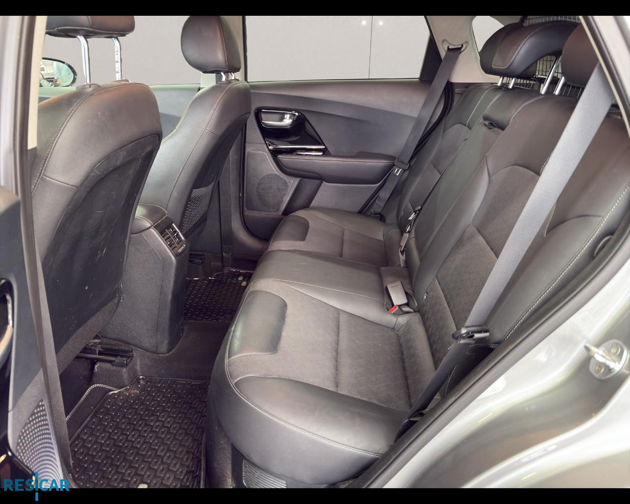 KIA Niro 1.6 gdi hev Style dct