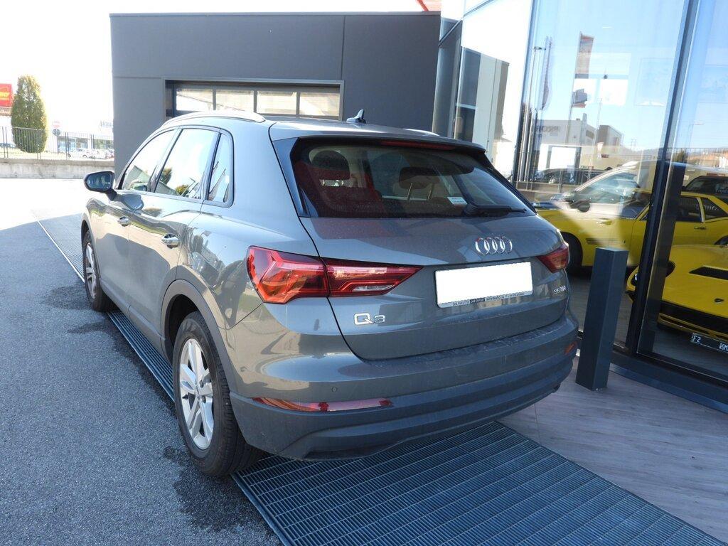 Audi Q3 35 2.0 TDI Business S tronic