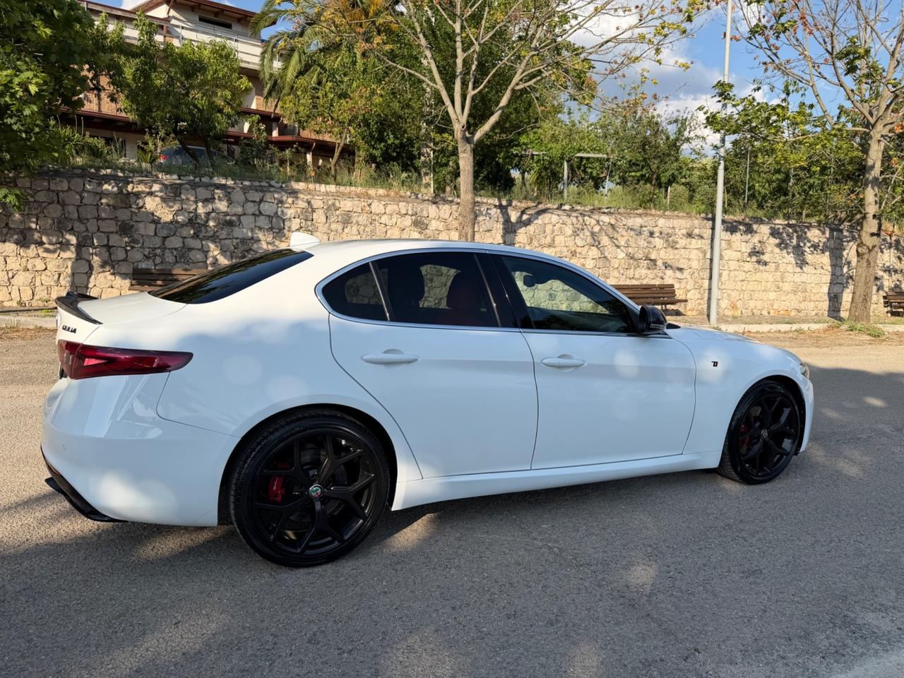 Alfa Romeo Giulia 2.0 Turbo 200 CV AT8 Ti