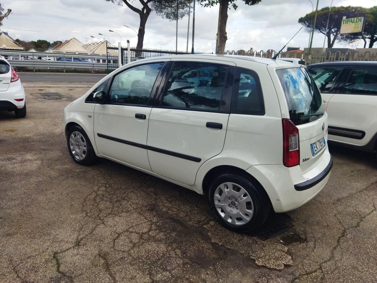 Fiat Idea 1.4 16V S&S Dynamic