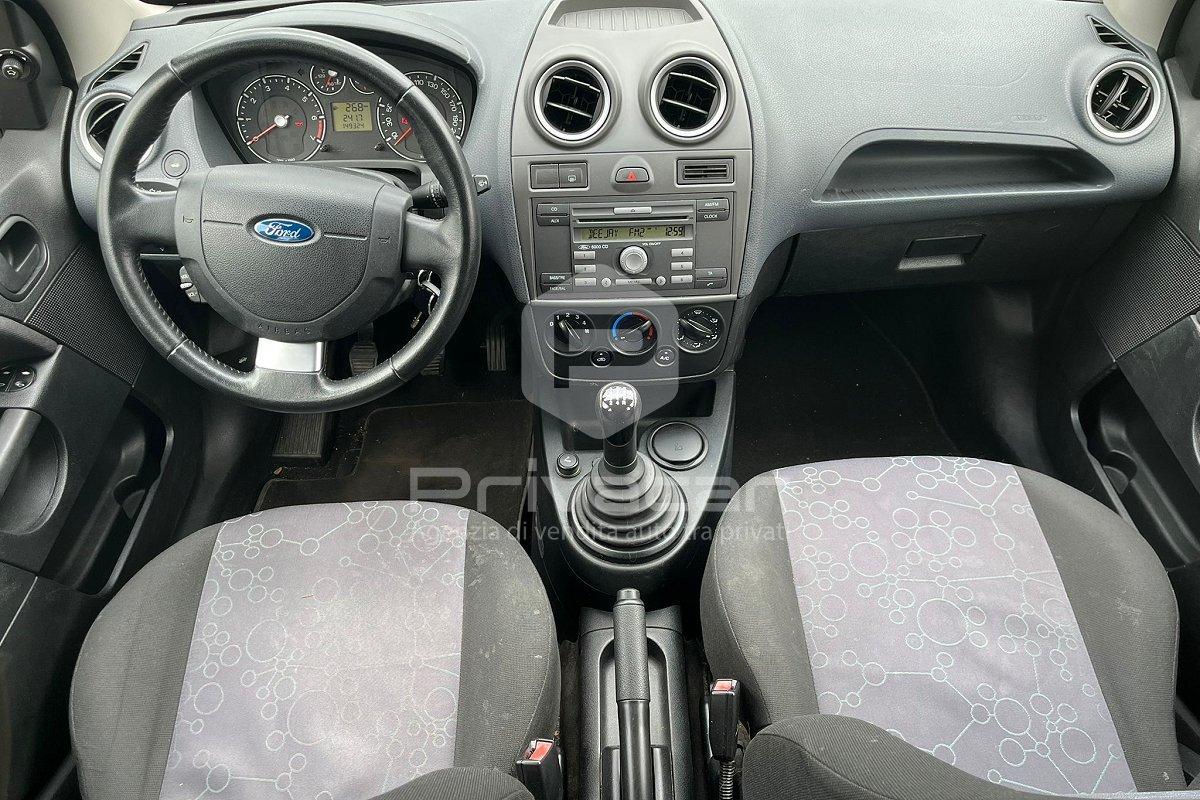 FORD Fiesta 1.2 16V 5p. Ghia