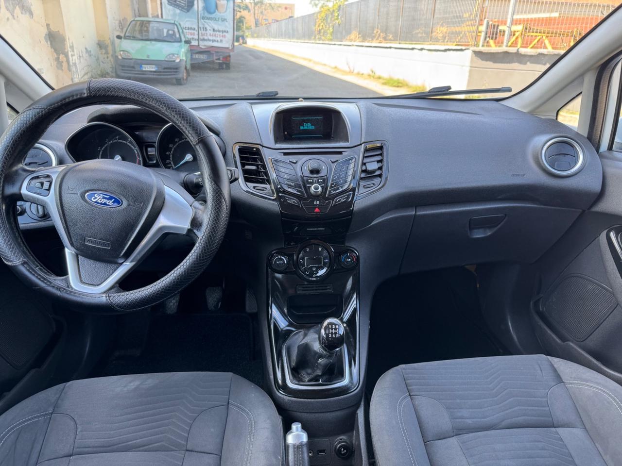 Ford Fiesta 1.2 60CV 5 porte Titanium