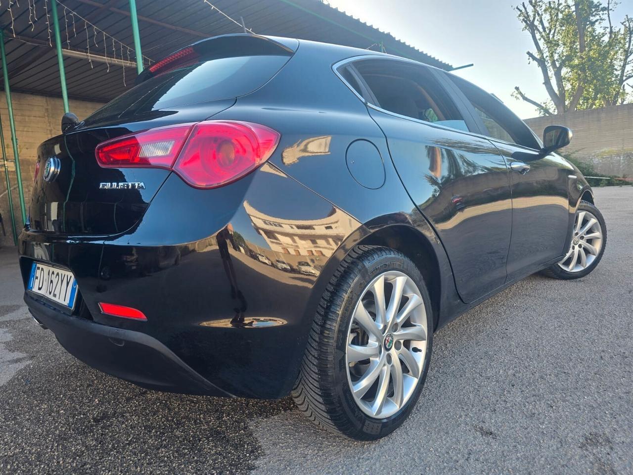 Giulietta 1.6 JTDm 120 CV automatica full opt restyling 2016