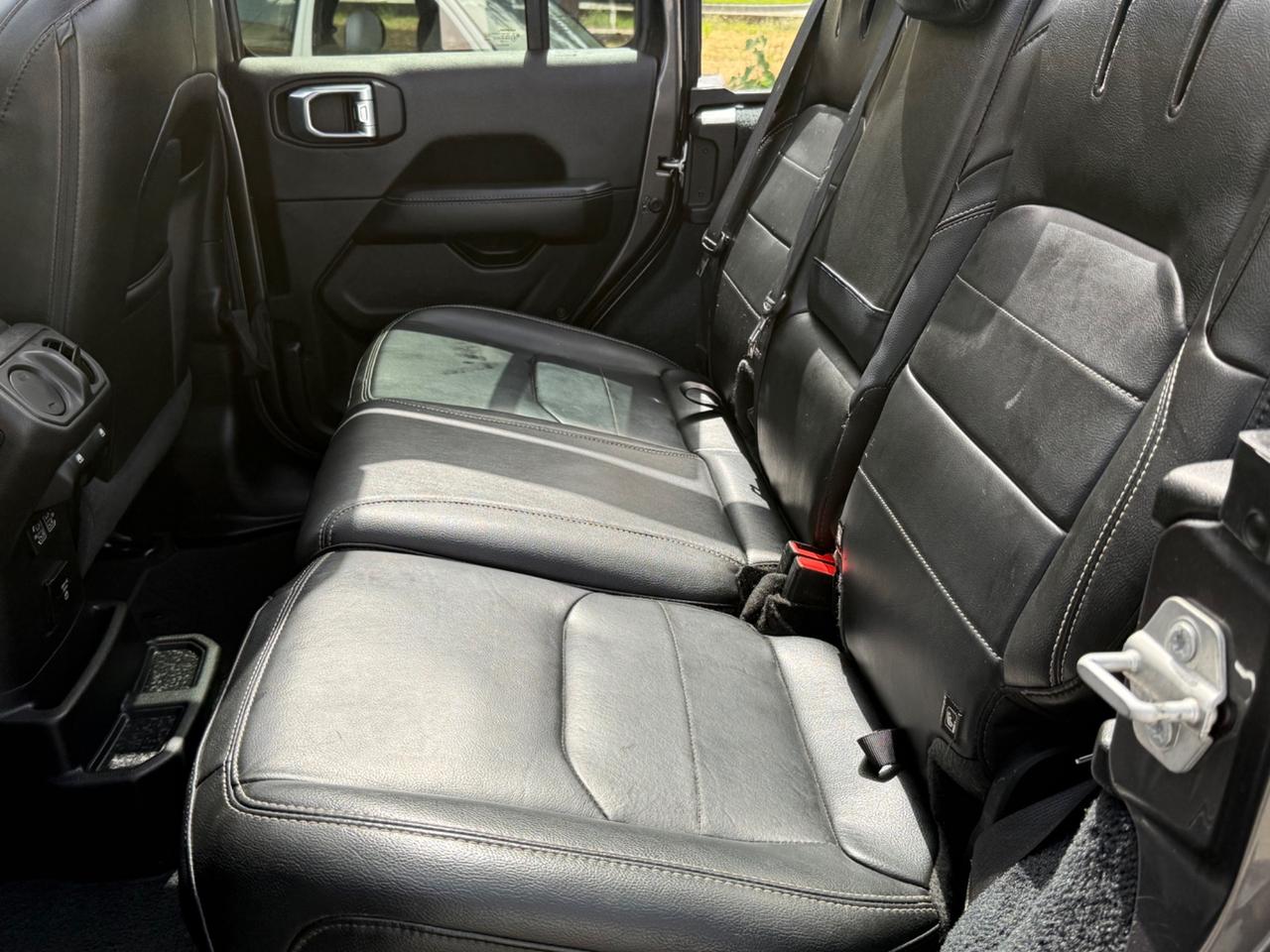 Jeep Wrangler Unlimited 2.0 4xe 380 cv Sahara