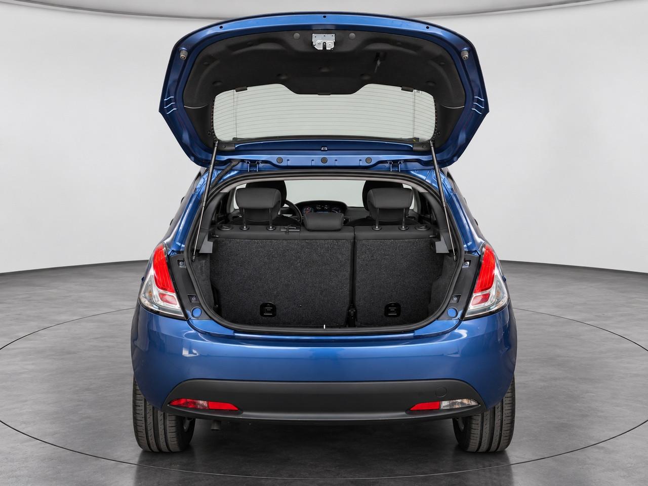 LANCIA Ypsilon III 2021 - Ypsilon 1.0 firefly hybrid Silver Plus s&s 70cv