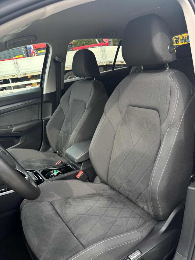 VOLKSWAGEN Golf 1.5 eTSI 130 CV EVO ACT DSG Style