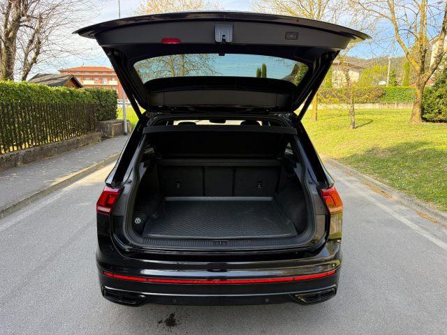 VOLKSWAGEN Tiguan 1.5 TSI 150 CV DSG R-Line UNICO PROPRIETARIO