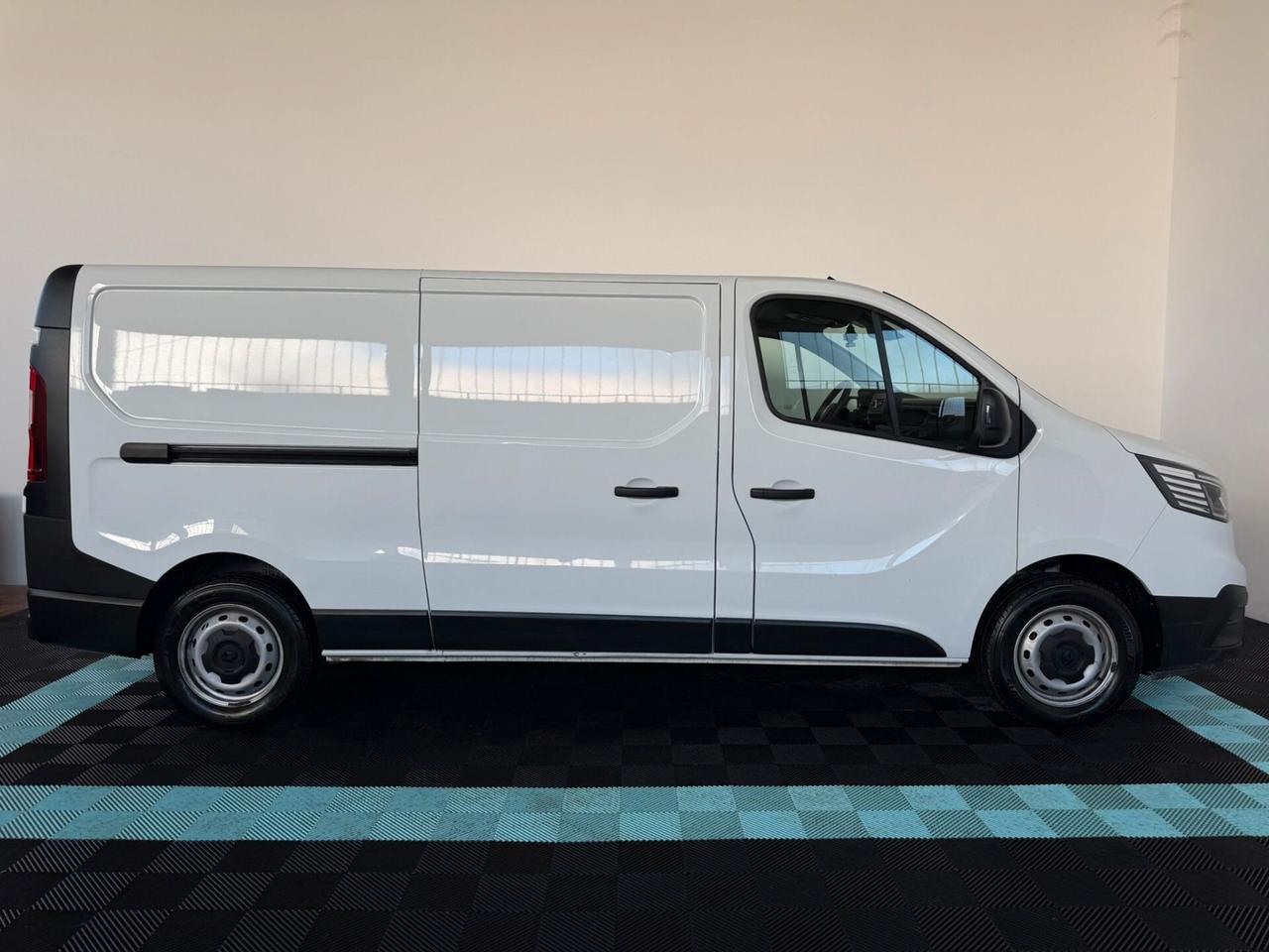 Renault Trafic 2.0 dci 130cv L2H1 Start&Stop