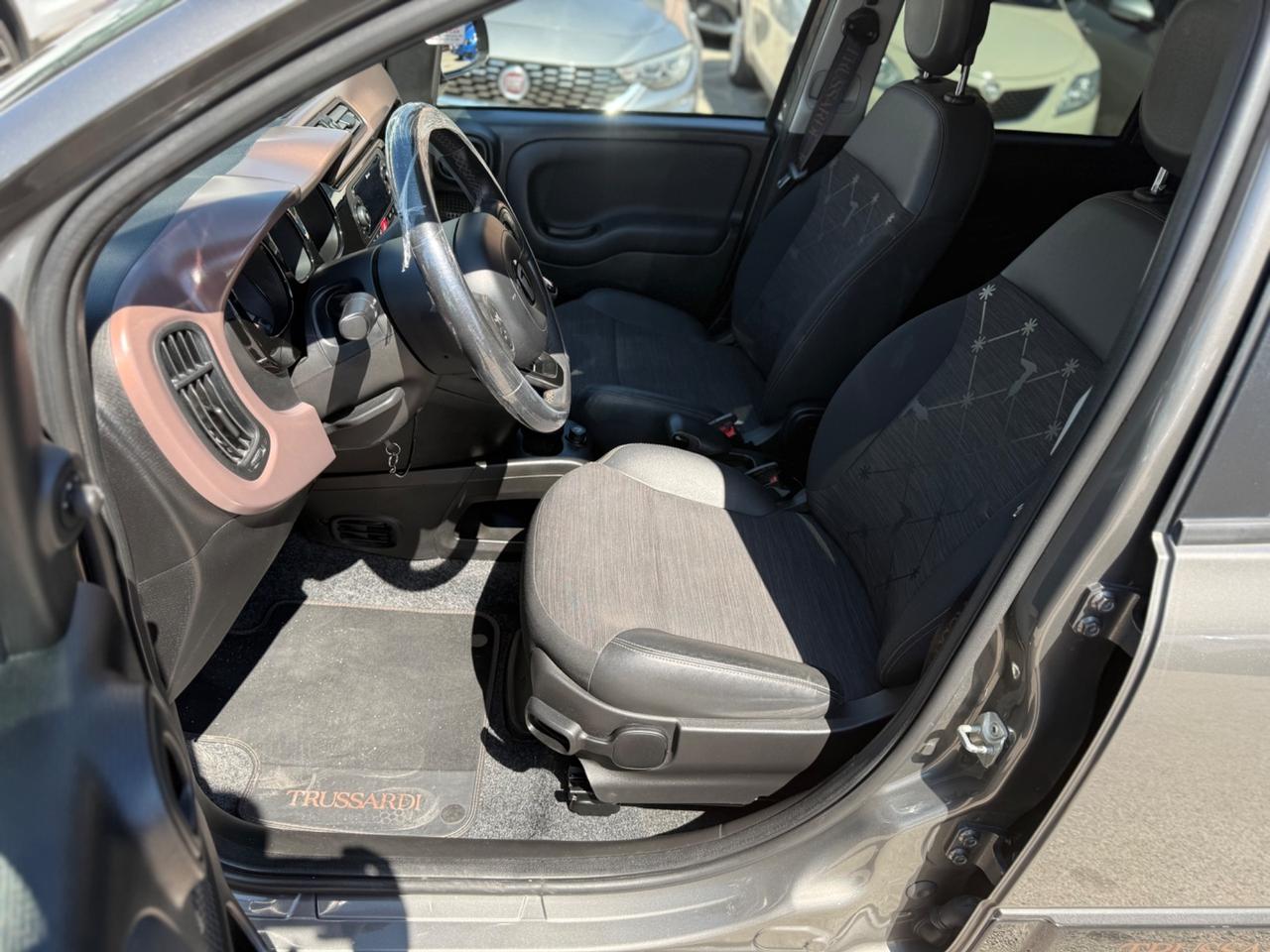 Fiat Panda 1.0 FireFly S&S Hybrid Trussardi
