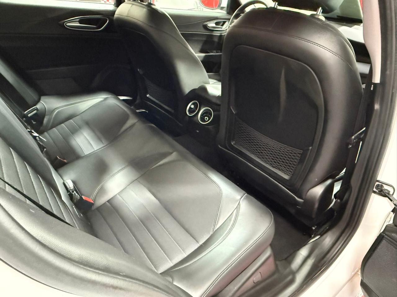 Alfa Romeo Giulia 2.2 TD 150cv Super - 2016
