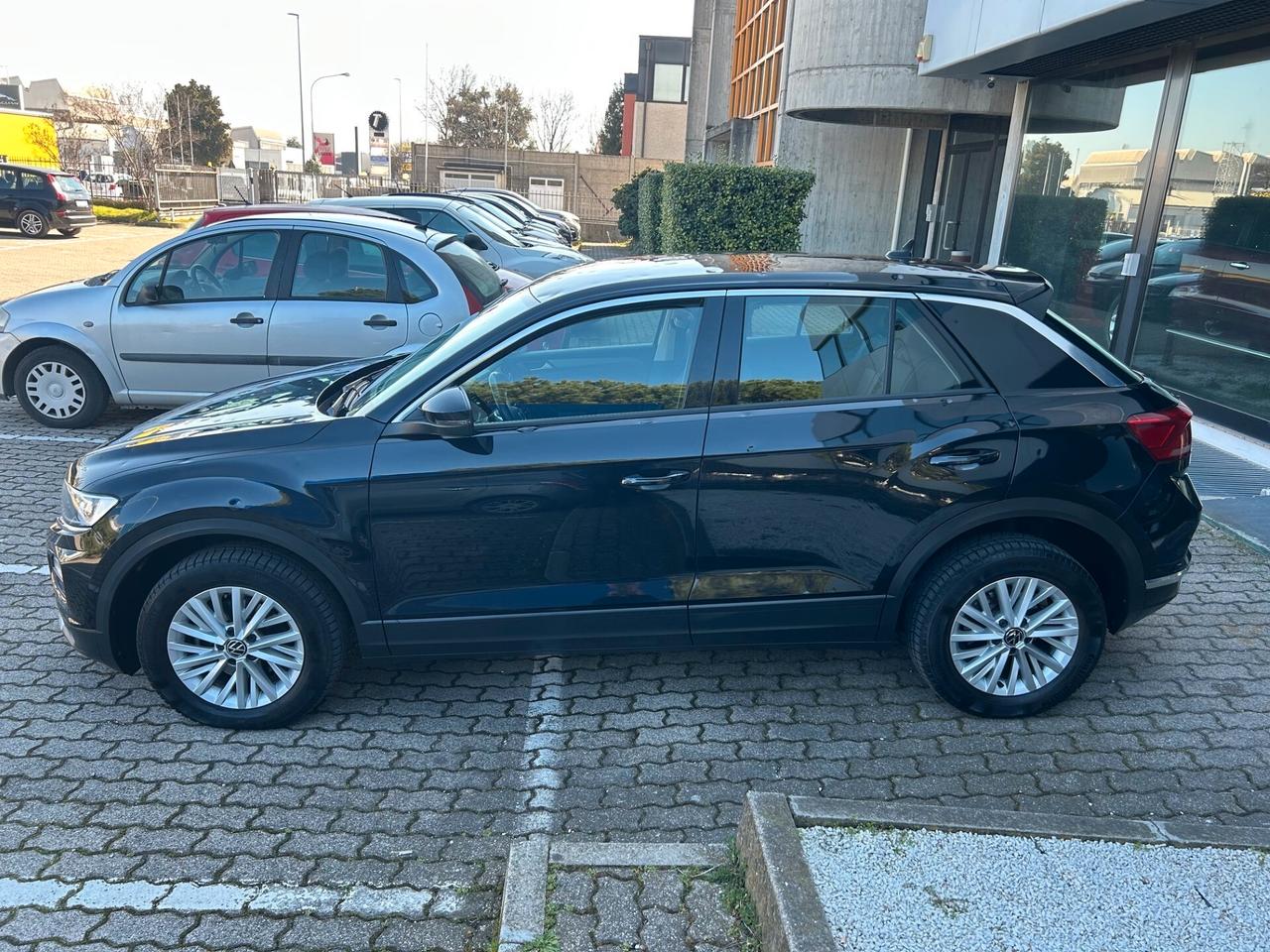 Volkswagen T-Roc 1.5 tsi Business dsg GRANDINATA