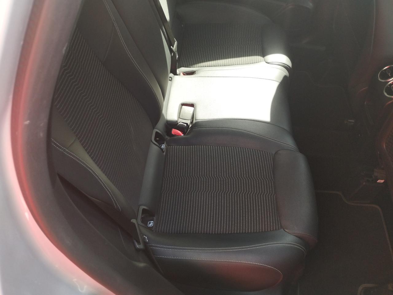 Mercedes-benz GLA 200 d Automatic Sport Plus