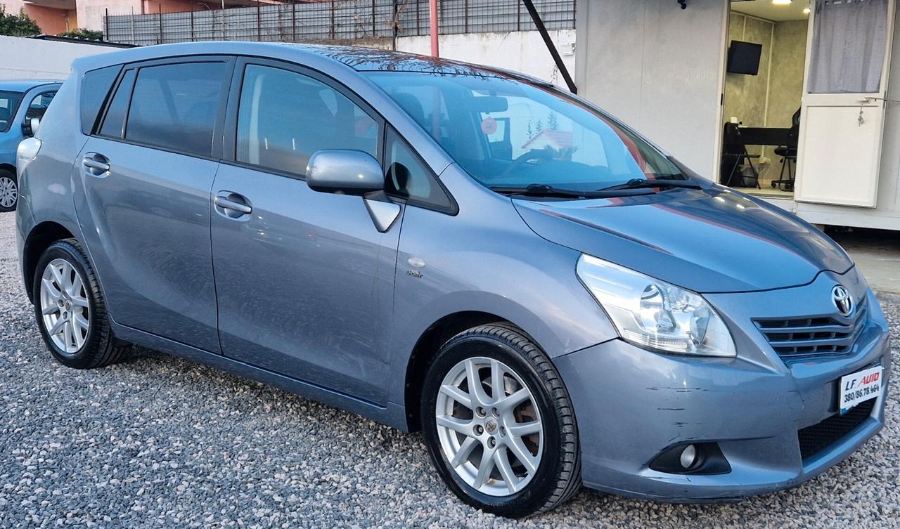 Toyota Verso 2.2 D-Cat 150 CV aut. Sol perfetta