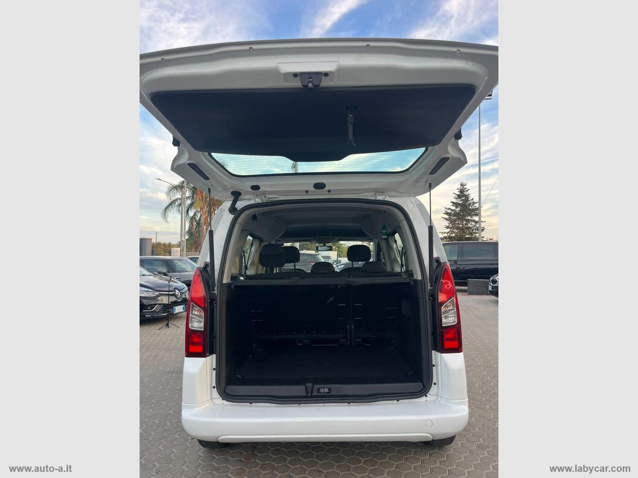 PEUGEOT Partner Tepee 1.6 e-HDi 92 Outdoor