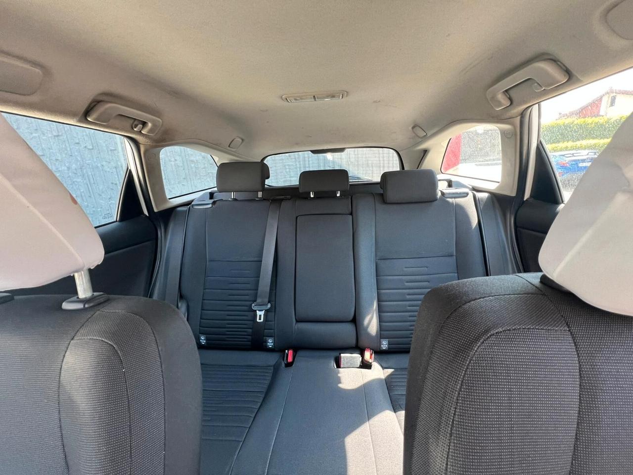 Toyota Auris Touring Sports 1.8 Hybrid Lounge