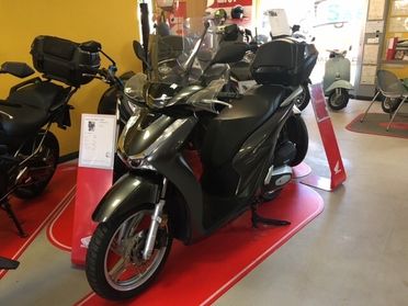 Honda SH 150 ABS + TCS