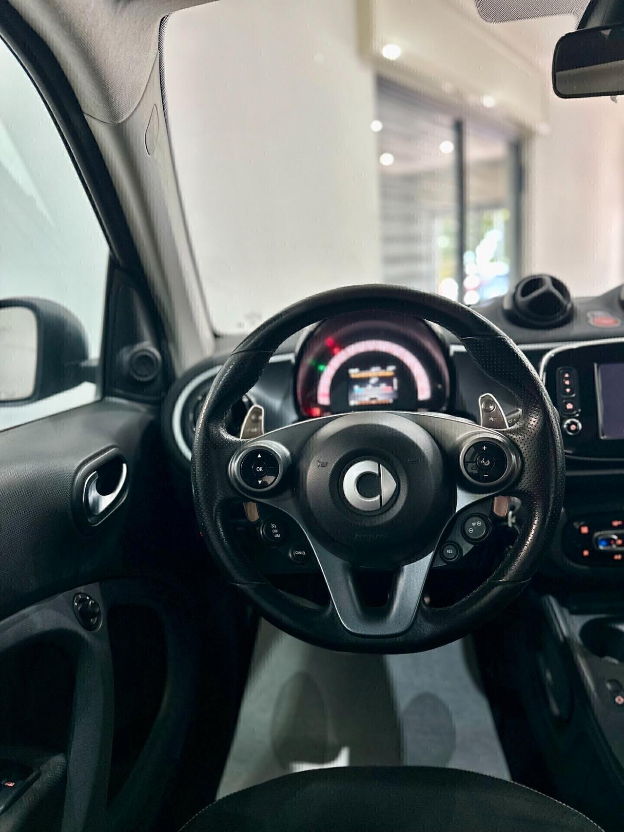 Smart ForTwo 90 0.9 Turbo Urbanlava