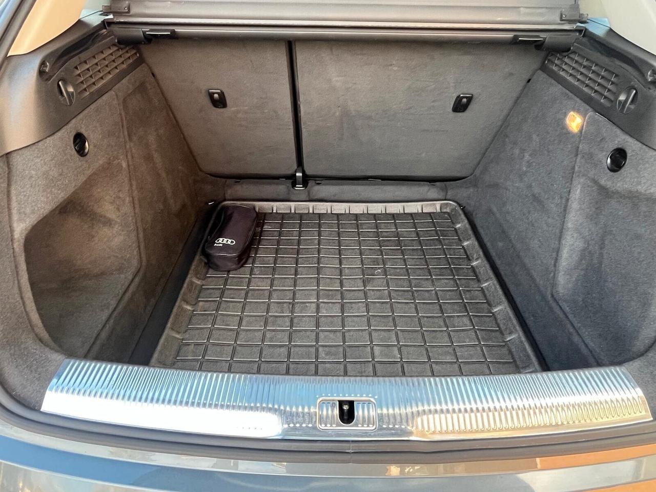 Audi Q3 2.0 TDI 184 CV quattro S tronic Sport S-LINE