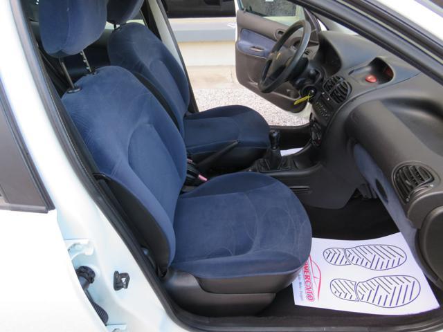 PEUGEOT 206 2.0 HDi 5p. XT