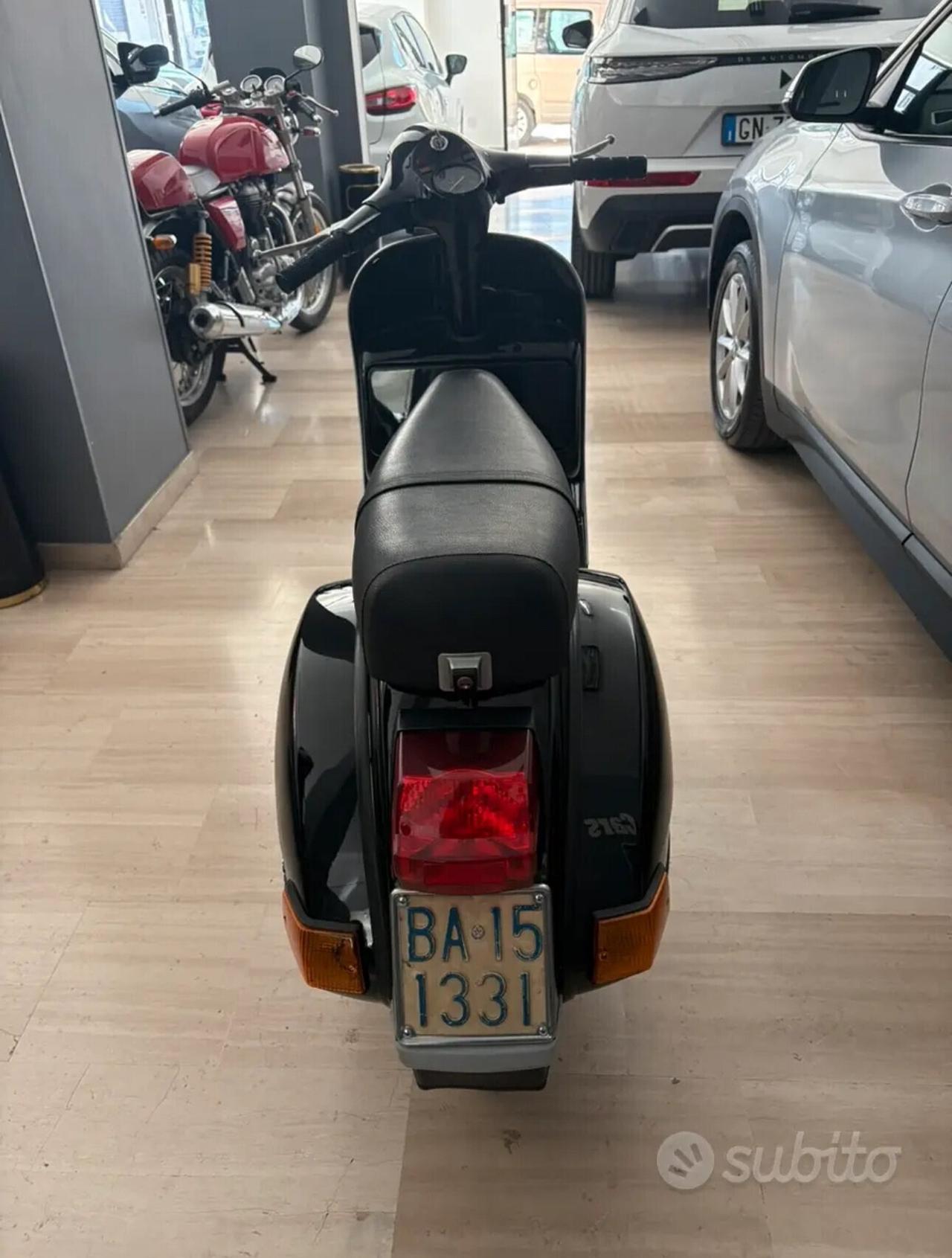 Piaggio Vespa PX 125E - restaurata