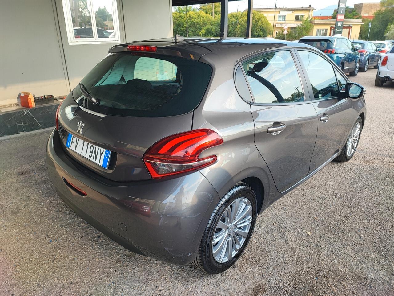 Peugeot 208 82 5 porte Allure