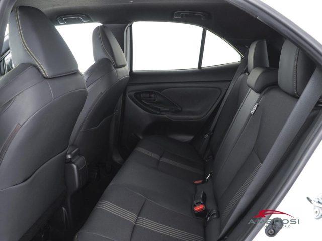 TOYOTA Yaris Cross 1.5 Hybrid 5p. E-CVT AWD-i Premiere