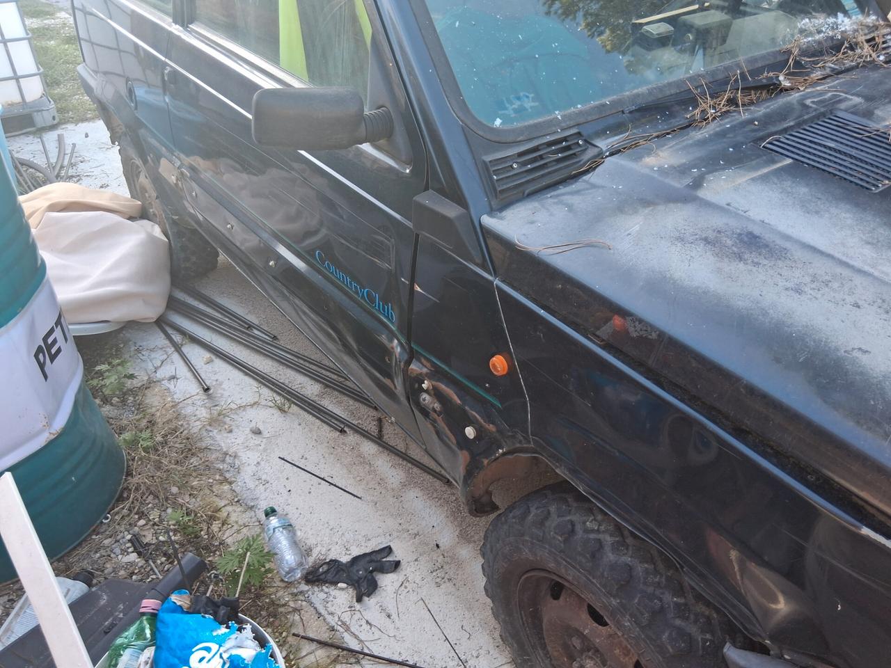 Fiat Panda i.e. cat 4x4