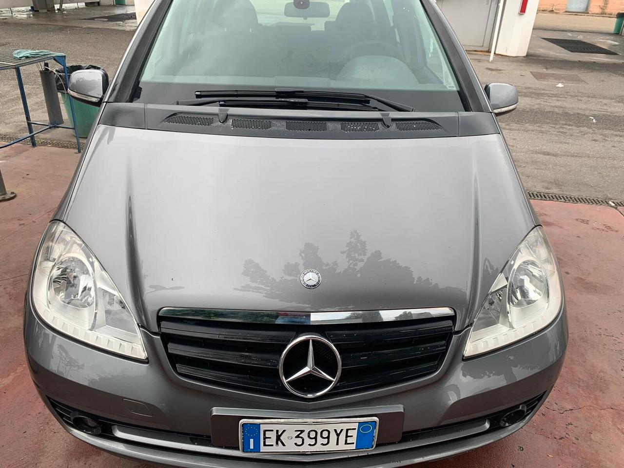 Mercedes-benz A 160CDI Neopatentato