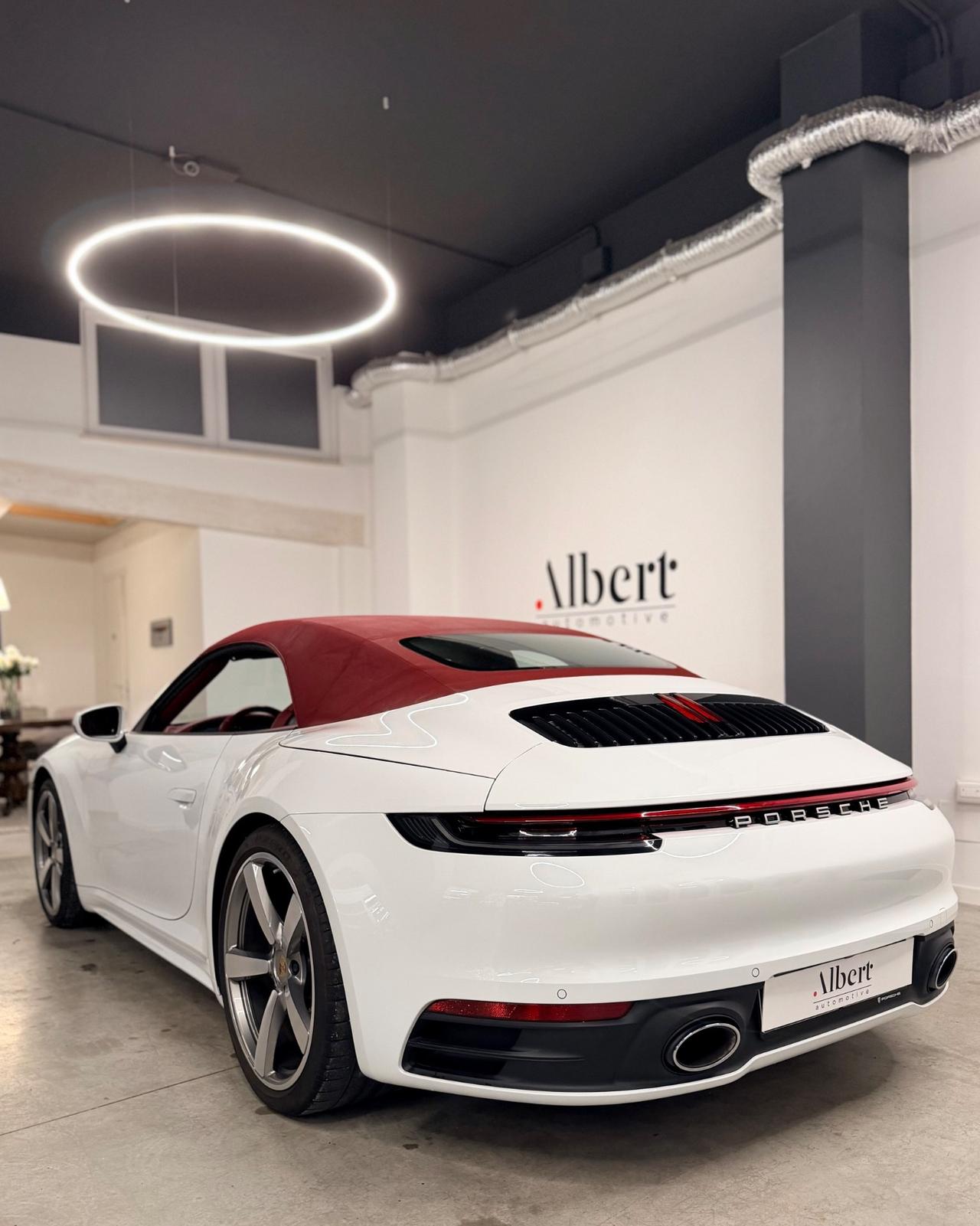 Porsche 911 Carrera Cabriolet