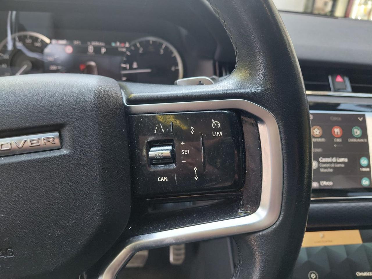 Land Rover Range Rover Evoque R-Dynamic SE #11463